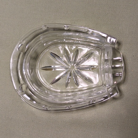 Vintage napkin rings and dish - Picture 5 of 7